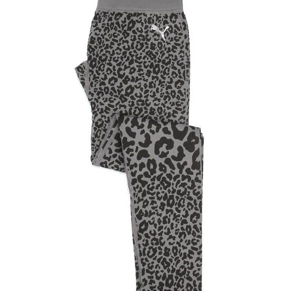 BNWT PUMA seamless Leggings. - Picture 2 of 5